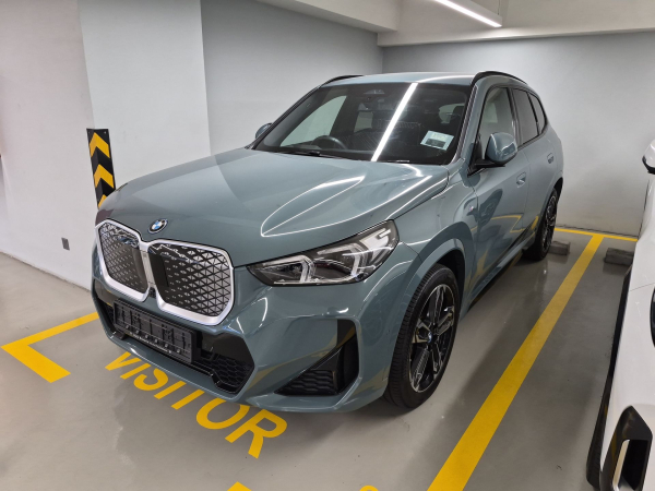 2024 BMW IX1 EDRIVE20