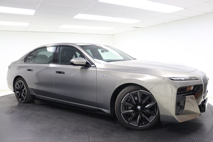 2023 BMW i7 xDrive60 M Sport