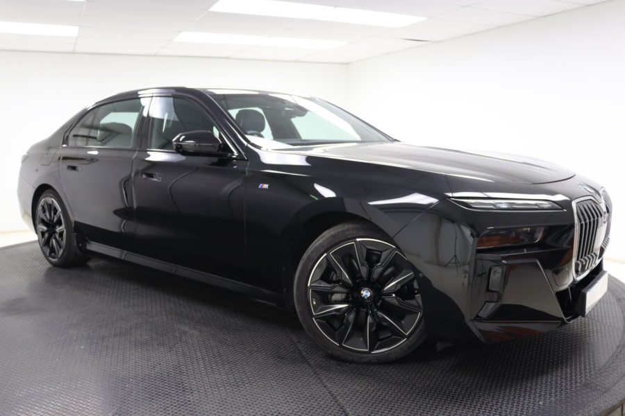 2023 BMW i7 xDrive60 M Sport