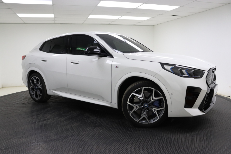 2024 BMW BMW IX2 XDRIVE30