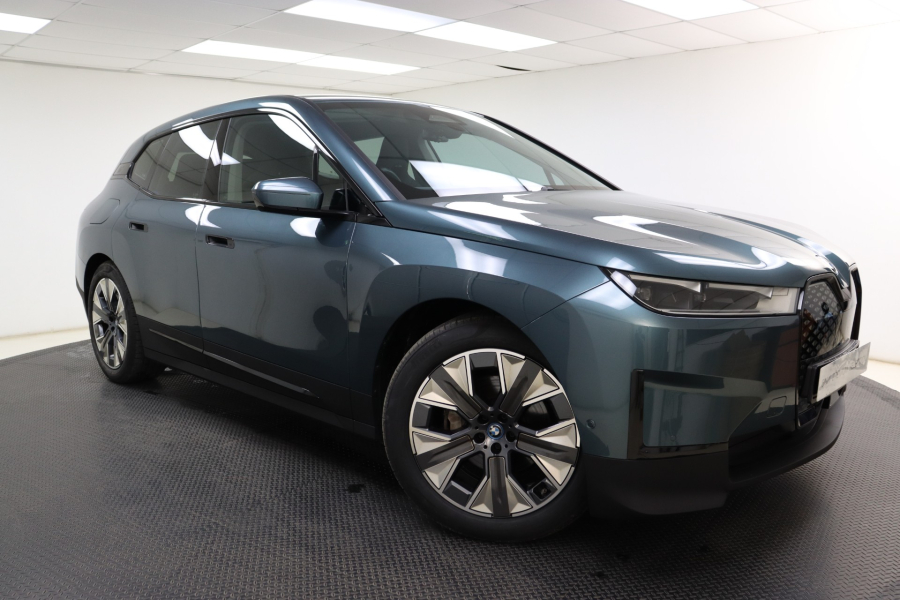 2023 BMW iX xDrive40 Base
