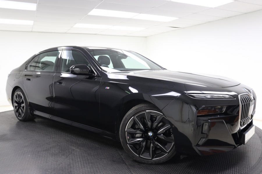 2023 BMW i7 xDrive60 M Sport