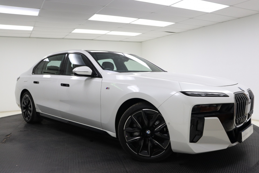 2023 BMW i7 xDrive60 M Sport