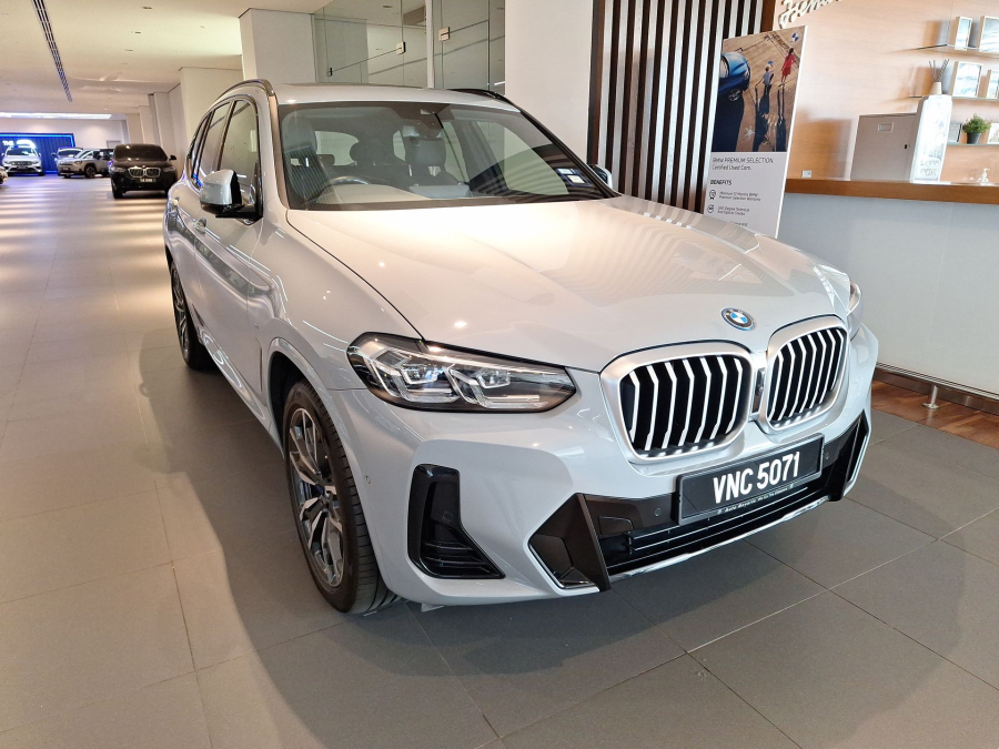 2023 BMW iX xDrive50 Sport