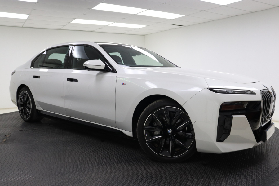 2023 BMW i7 xDrive60 M Sport